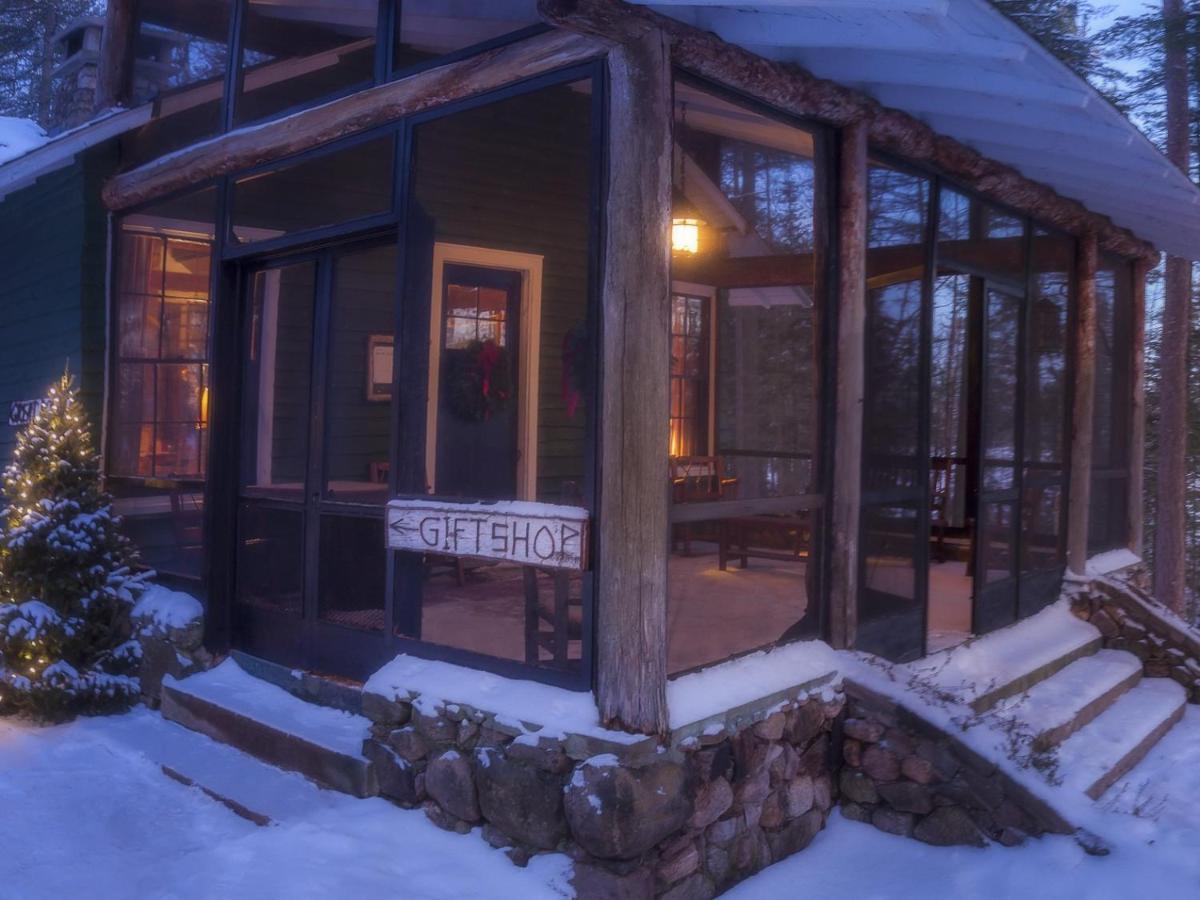 White Pine Camp Hotell Paul Smiths Exteriör bild