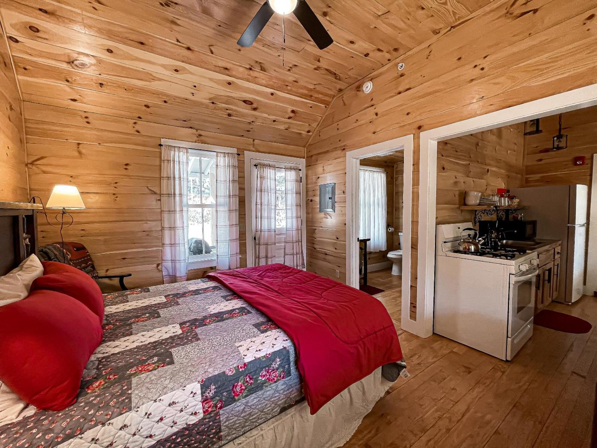 White Pine Camp Hotell Paul Smiths Rum bild
