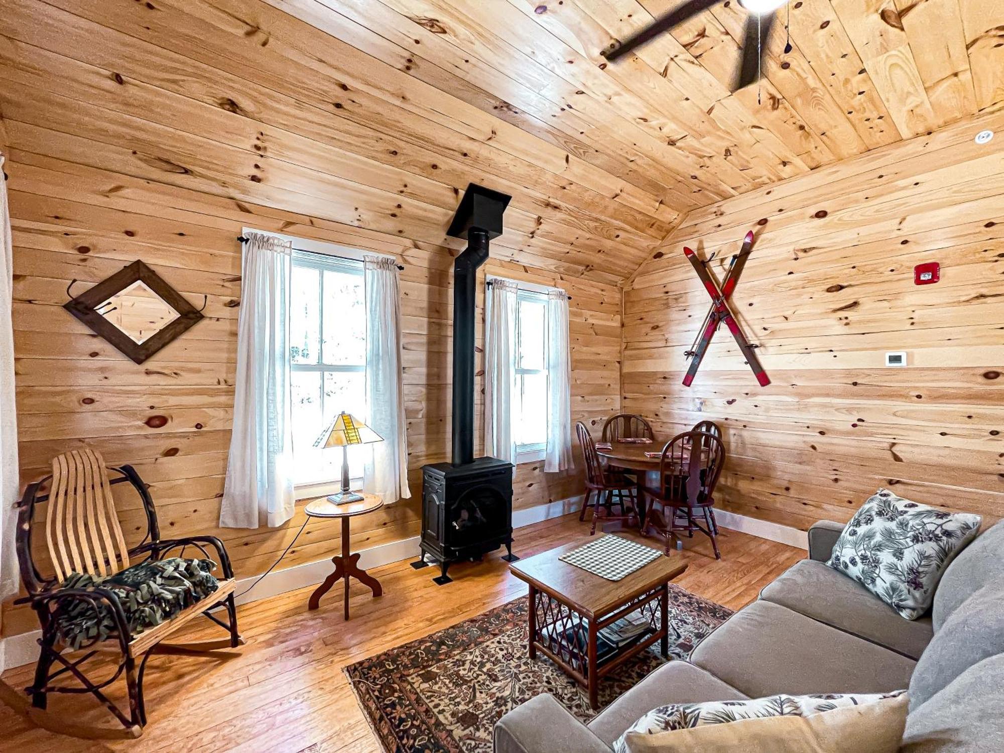White Pine Camp Hotell Paul Smiths Rum bild