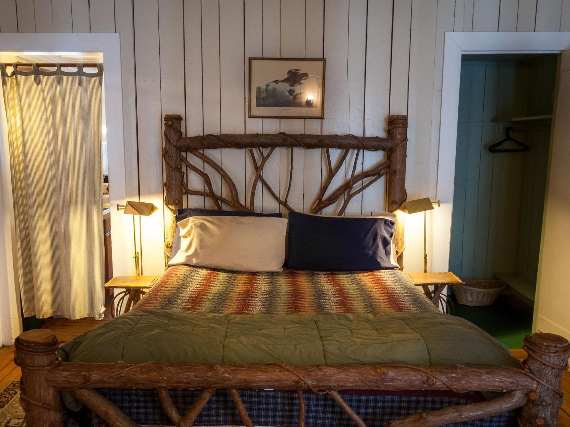 White Pine Camp Hotell Paul Smiths Rum bild